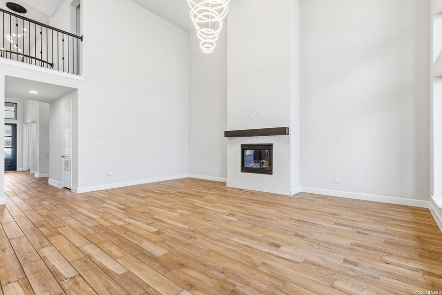 Spacious, unfurnished interior of a new home in Ladera, San Antonio (Image 41). Spacious, unfurnished interior of a new home in Ladera, San Antonio (Image 41).