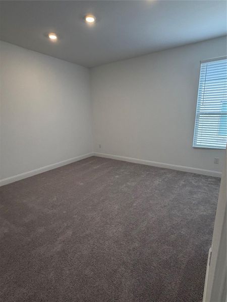 Spacious, unfurnished interior of a new home in Cross Creek West, Fulshear (Image 17).