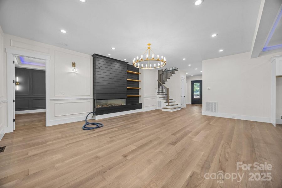 Image 37 of a home in .