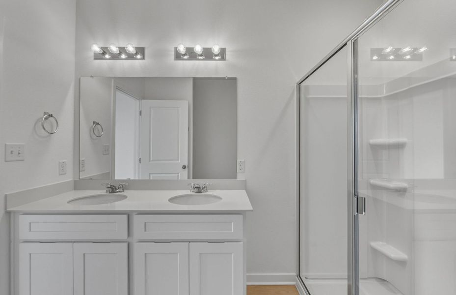 Furnished interior view inside a new home in Alto, San Marcos (Image 5).