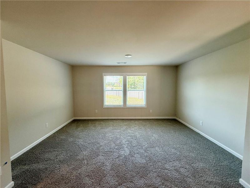 Spacious, unfurnished interior of a new home in , Buford (Image 8).