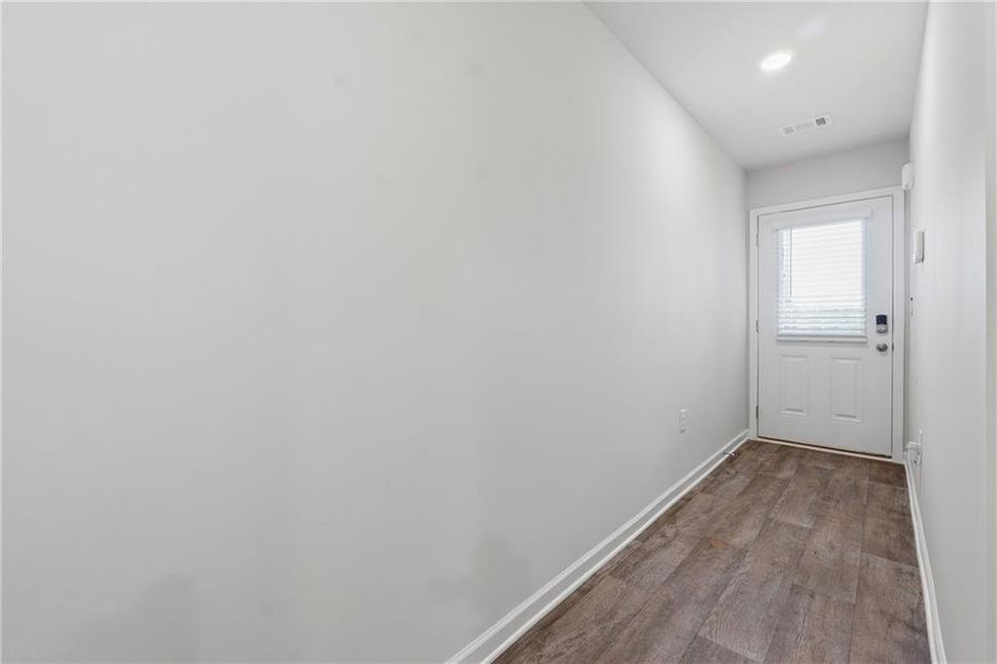 Spacious, unfurnished interior of a new home in Moss Creek, Hogansville (Image 26).