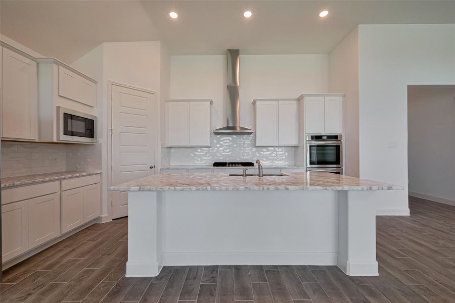 Furnished interior view inside a new home in Lago Mar, Texas City (Image 10). Furnished interior view inside a new home in Lago Mar, Texas City (Image 10).