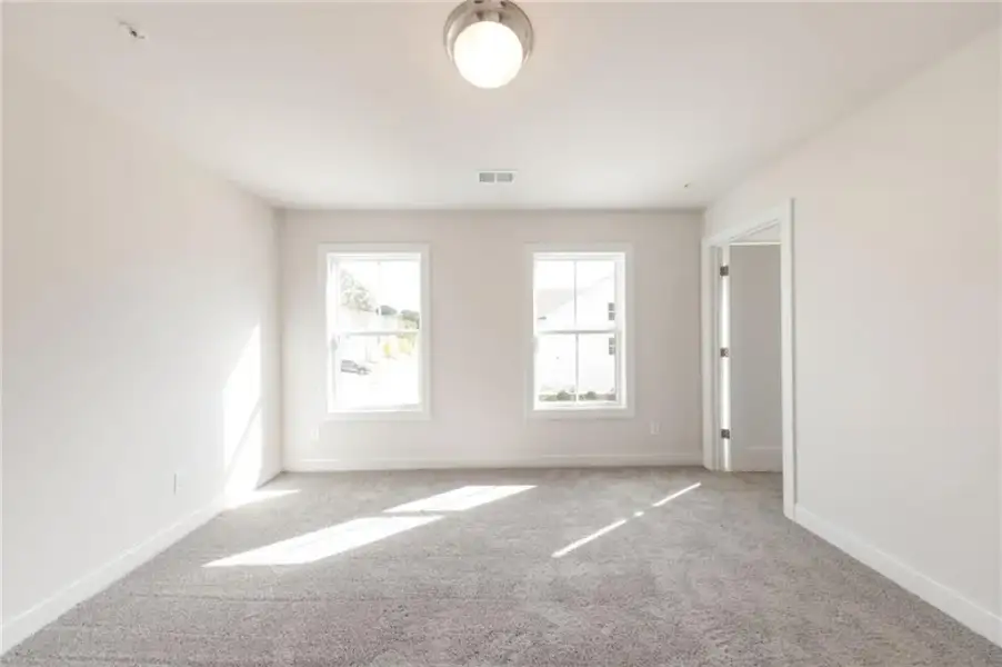Spacious, unfurnished interior of a new home in , Marietta (Image 18).