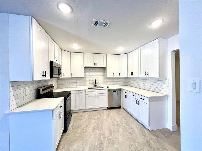 Furnished interior view inside a new home in , Garland (Image 5). Furnished interior view inside a new home in , Garland (Image 5).