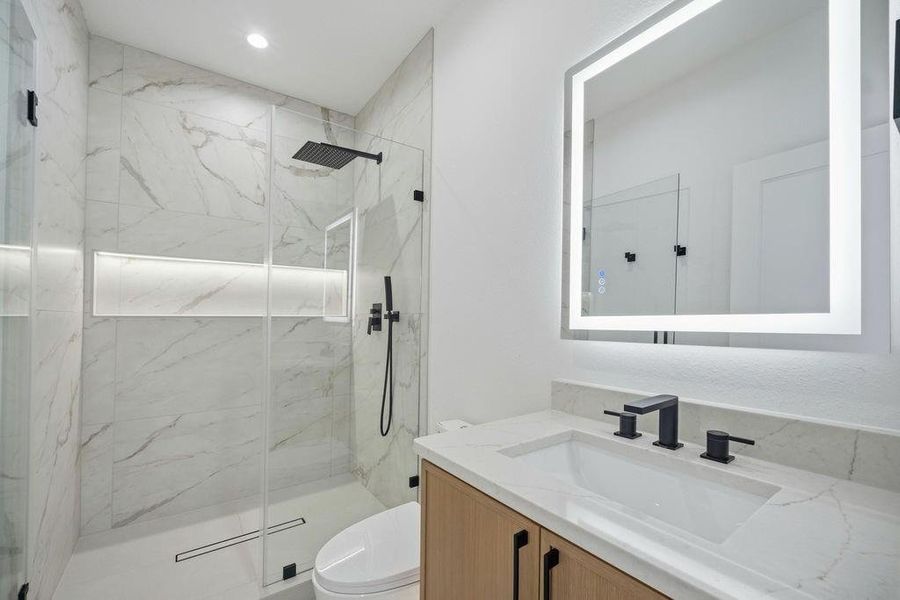 Furnished interior view inside a new home in , Dallas (Image 11).