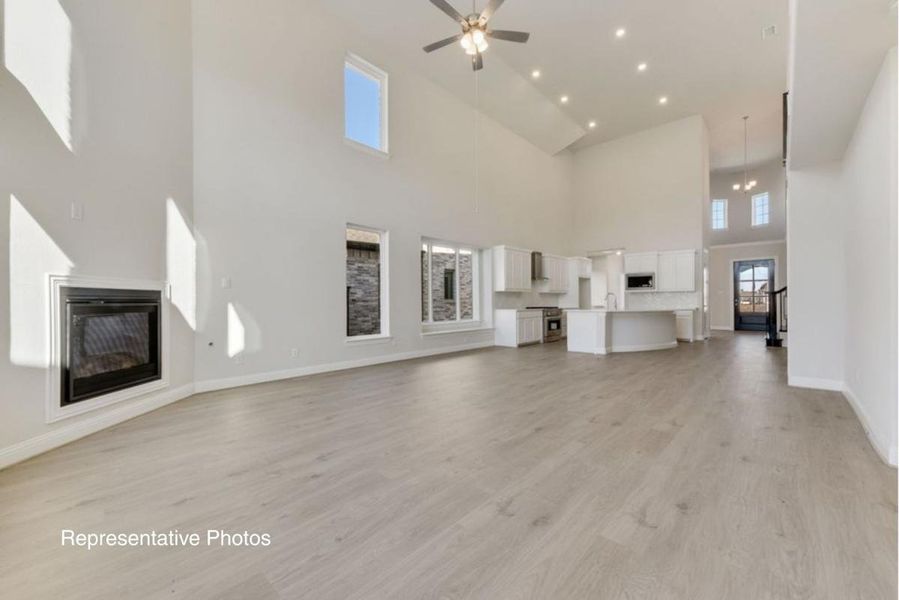 Spacious, unfurnished interior of a new home in Edgewater, Fate (Image 14).