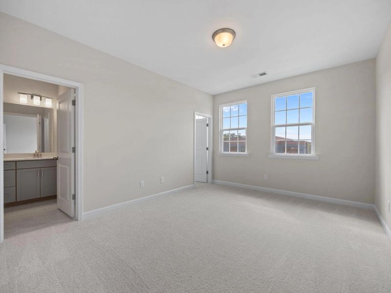 Spacious, unfurnished interior of a new home in Forestville Yard, Knightdale (Image 26).