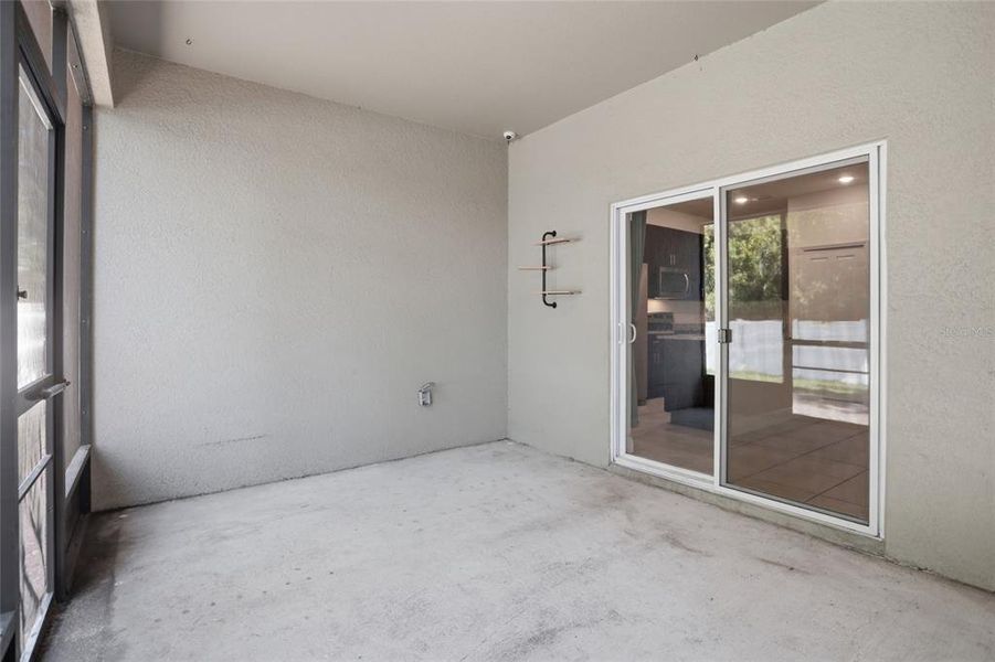 Exterior details and patio area of a home in , Kissimmee (Image 24).