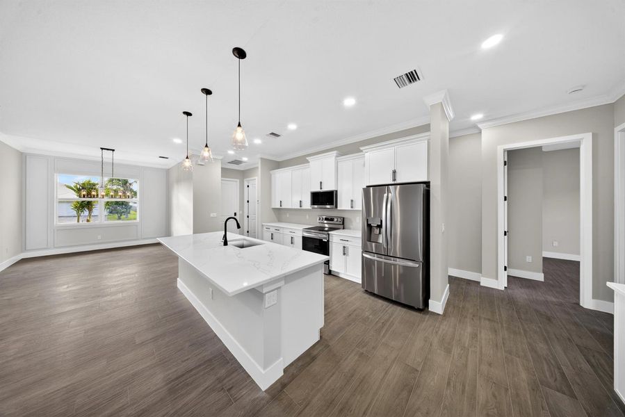 KITCHEN KITCHEN