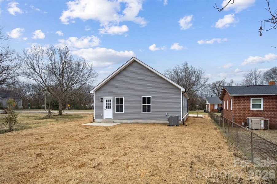 Exterior details and patio area of a home in , Rock Hill (Image 4).