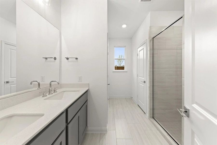 Crockett Home Plan Bathroom by Ashton Woods Crockett Home Plan Bathroom by Ashton Woods