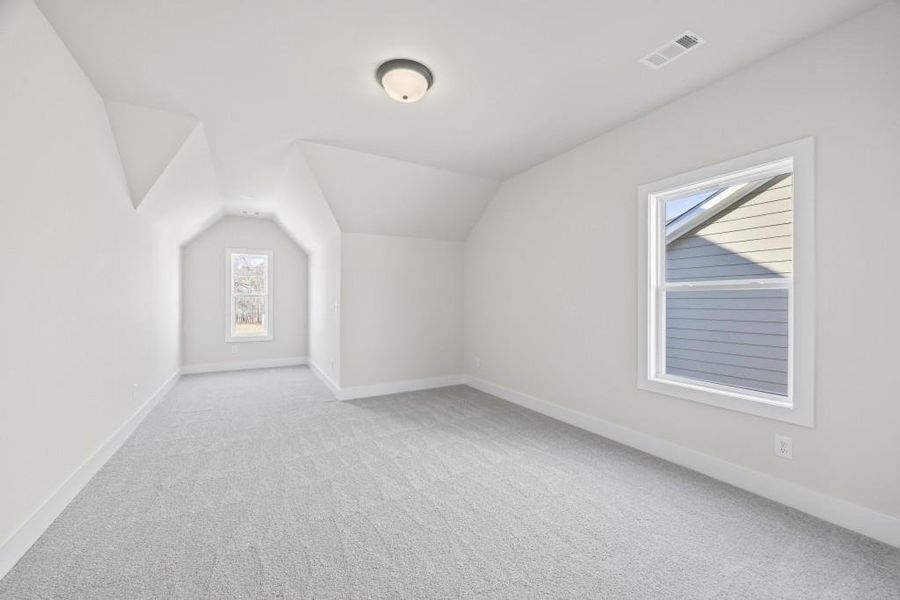 Spacious, unfurnished interior of a new home in , Hartwell (Image 50).