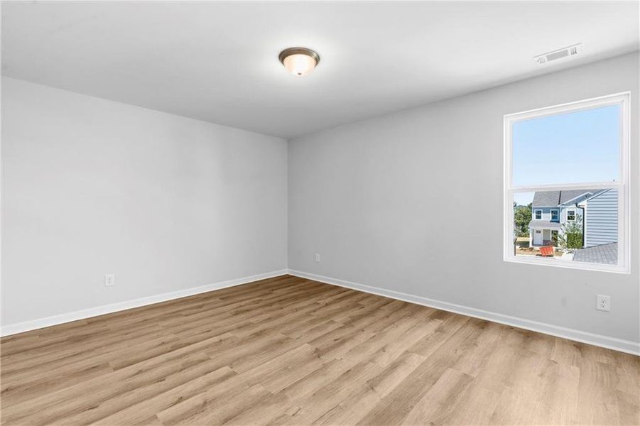 Spacious, unfurnished interior of a new home in Annsbury Park, Lilburn (Image 21).