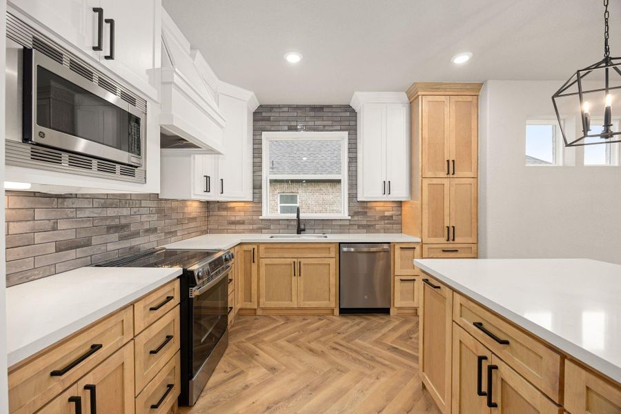 Furnished interior view inside a new home in , Waller (Image 20).