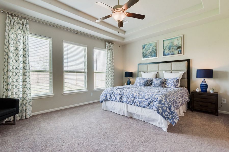 Representative furnished interior of a home built from the Floor Plan 2543 by Colina Homes in Grand Magnolia, Magnolia (Image 18). Representative furnished interior of a home built from the Floor Plan 2543 by Colina Homes in Grand Magnolia, Magnolia (Image 18).
