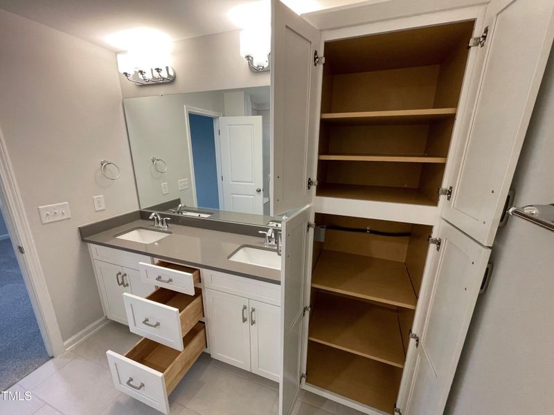 Primary Bath Cabinets