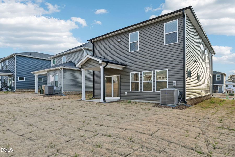 36-web-or-mls-Raleigh - Oak Manor - 909