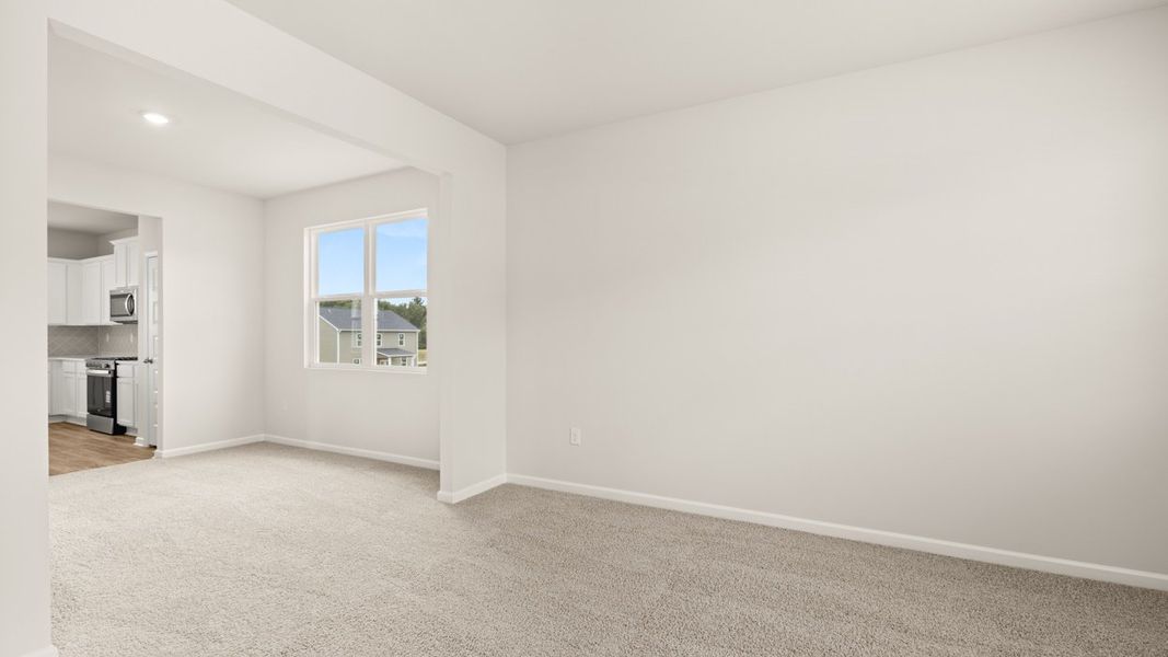 Spacious, unfurnished interior of a new home in Preserve at Dove Creek, Statham (Image 12).