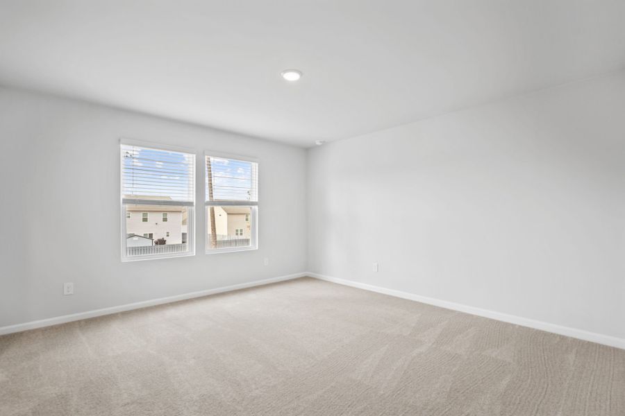 Spacious, unfurnished interior of a new home in Grand Arbor, Blythewood (Image 22).