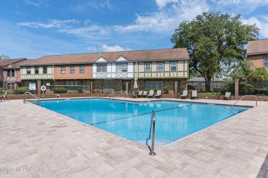 Community amenities in , Jacksonville (Image 23).