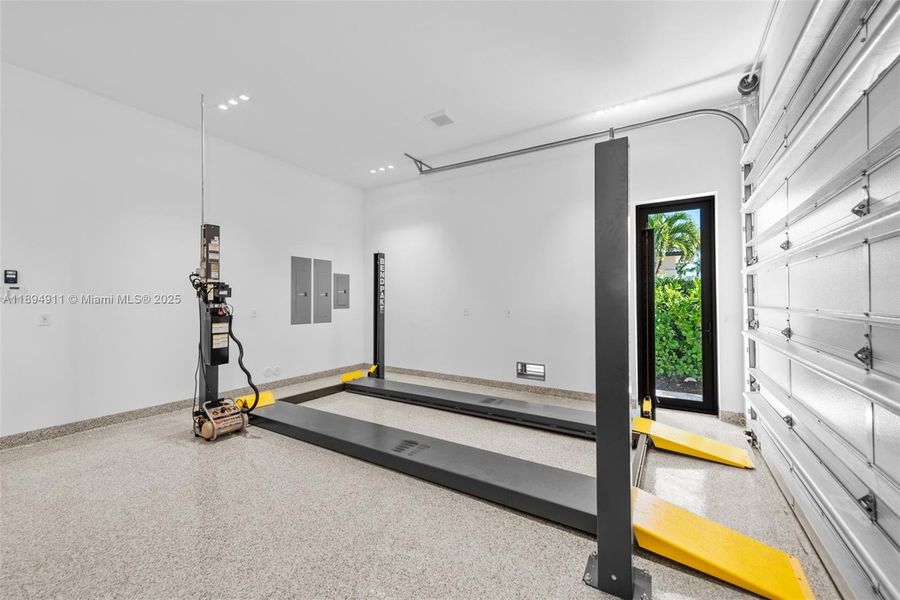 Image 69 of a home in .