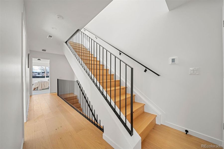 Spacious, unfurnished interior of a new home in , Denver (Image 23).