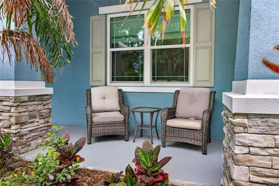 Exterior details and patio area of a home in , Largo (Image 3).