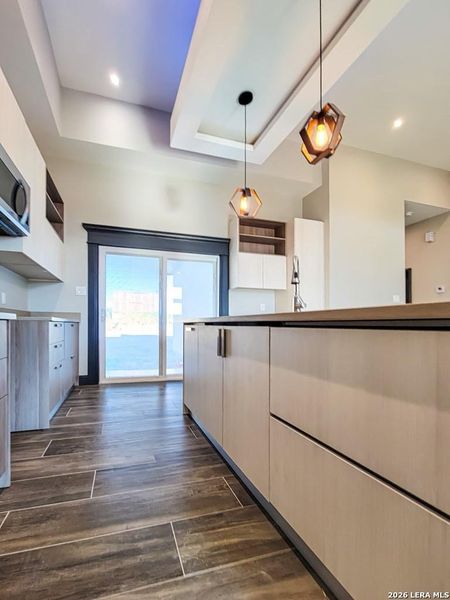 Furnished interior view inside a new home in , Eagle Pass (Image 6).