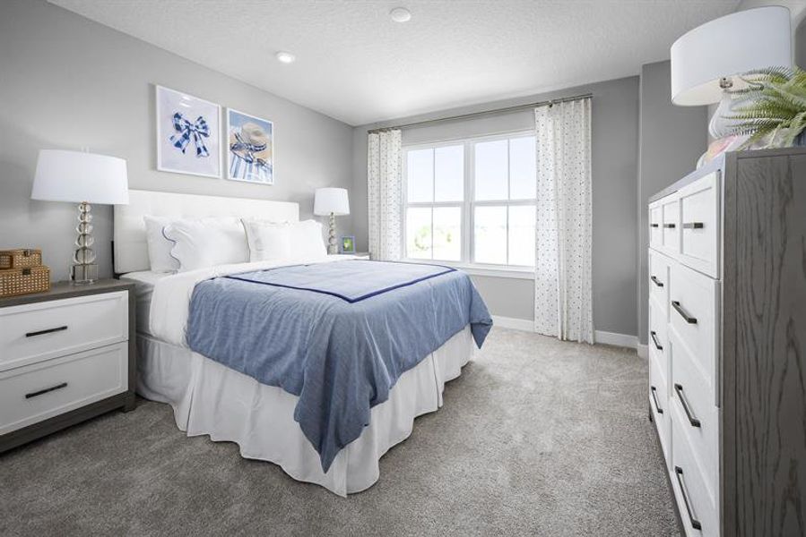 Representative furnished interior of a home built from the Laguna by Ryan Homes in Cedar Landings, Leesburg (Image 17).