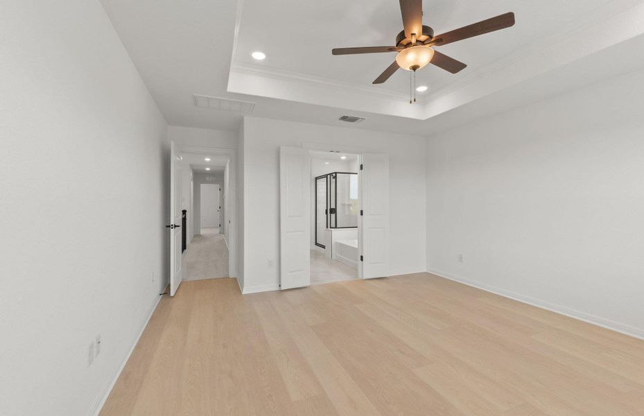 Spacious, unfurnished interior of a new home in Horizon Lake, Leander (Image 25). Spacious, unfurnished interior of a new home in Horizon Lake, Leander (Image 25).