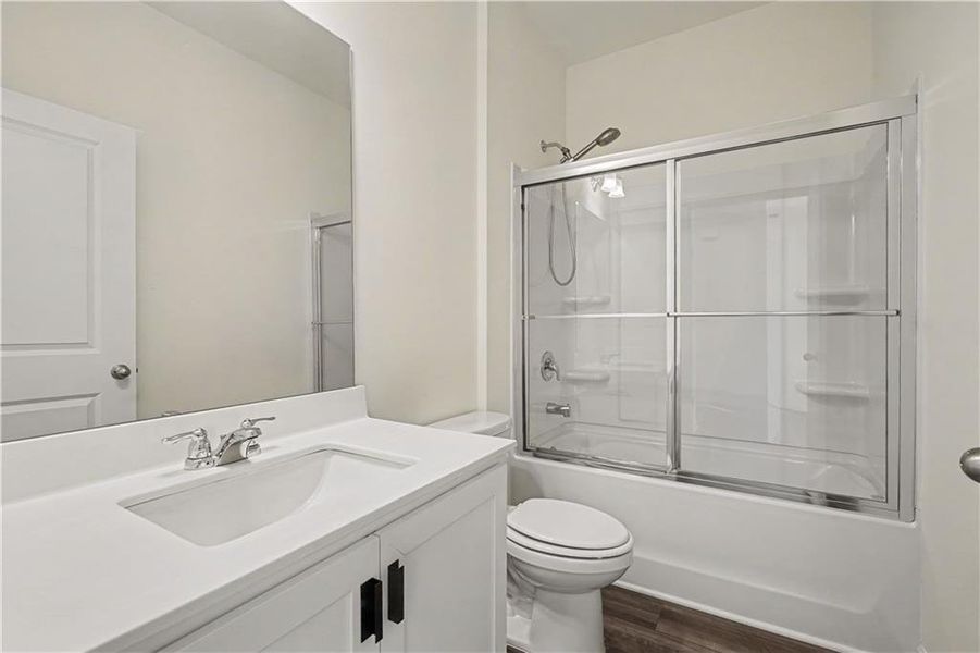 Furnished interior view inside a new home in Casteel, Bethlehem (Image 8).