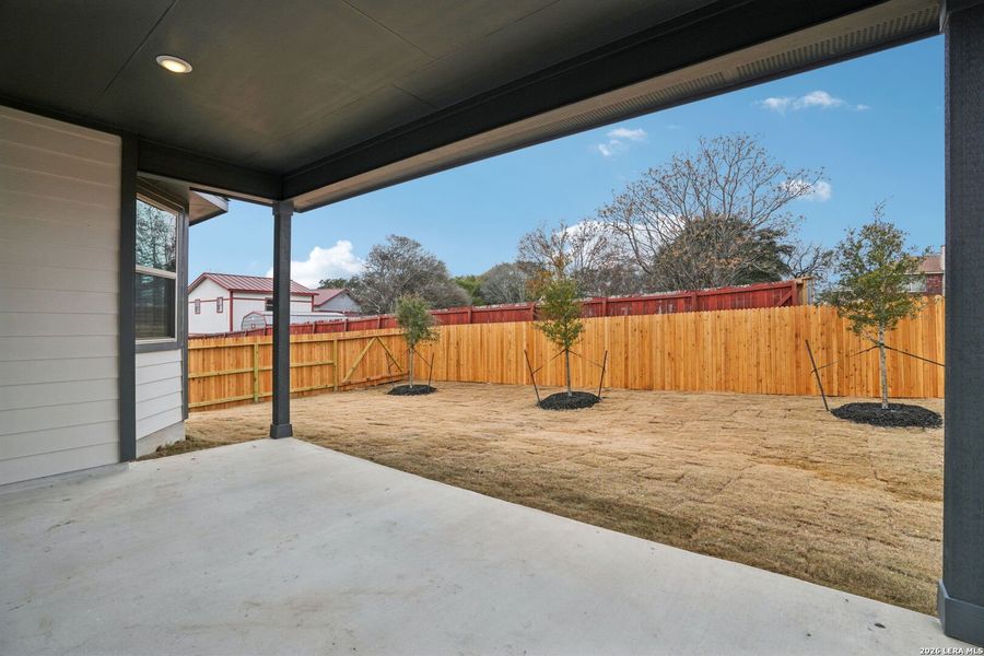 Exterior details and patio area of a home in Royal Crest, San Antonio (Image 3).