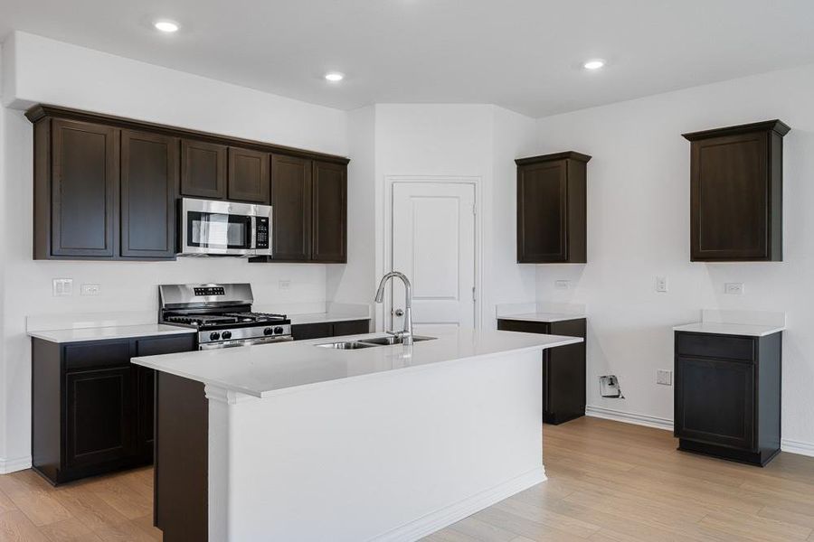 2147 Tule Way ~ Ready Now! 2147 Tule Way ~ Ready Now!