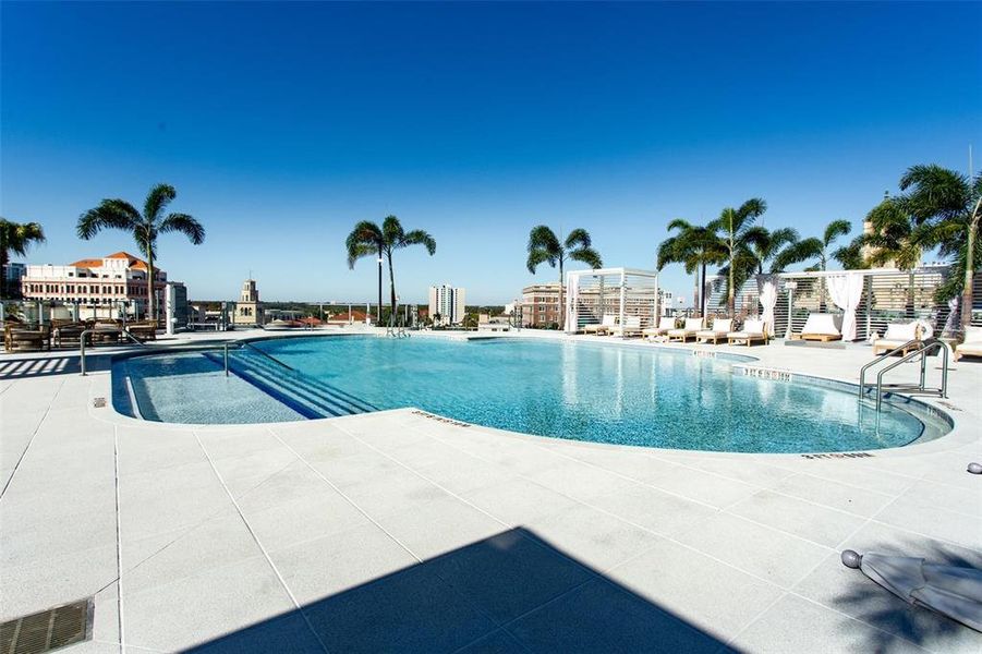 Community amenities in , St. Petersburg (Image 24).