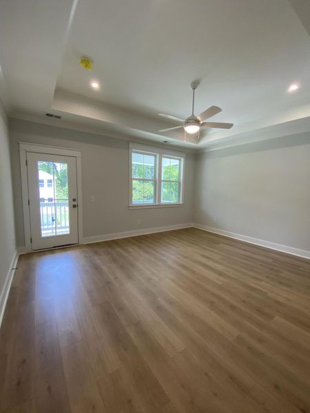 Spacious, unfurnished interior of a new home in Waterloo Estates, Johns Island (Image 12).