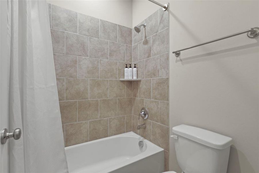 Furnished interior view inside a new home in , Anna (Image 16).