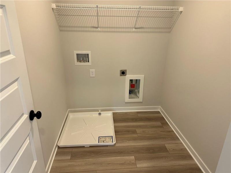 Spacious, unfurnished interior of a new home in Millstone at Mundy Mill, Gainesville (Image 23).