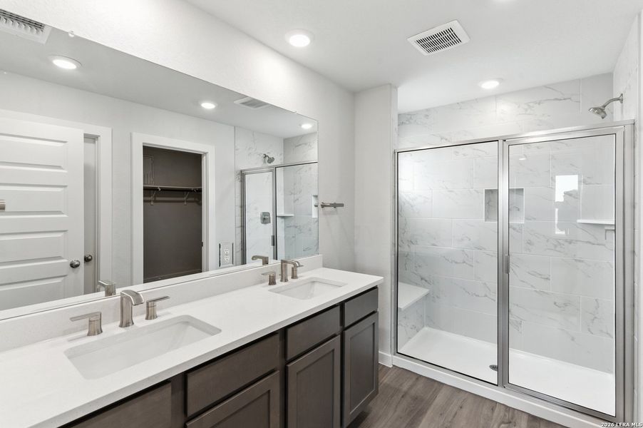 Furnished interior view inside a new home in Weltner Farms 50’s, New Braunfels (Image 11).