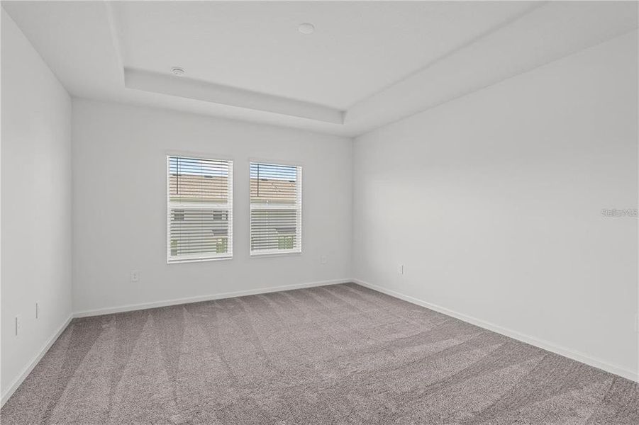 Spacious, unfurnished interior of a new home in , Davenport (Image 24).