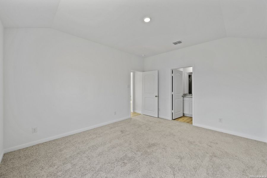 Spacious, unfurnished interior of a new home in Preserve at Medina, Von Ormy (Image 15).