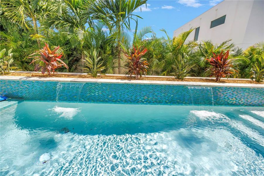 Image 79 of a home in .