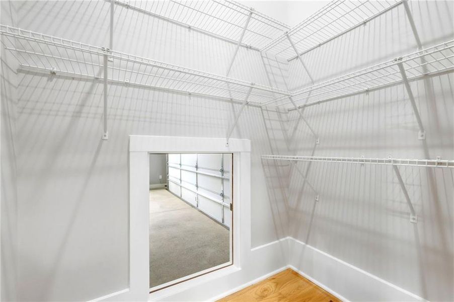 Spacious, unfurnished interior of a new home in , Flowery Branch (Image 48).