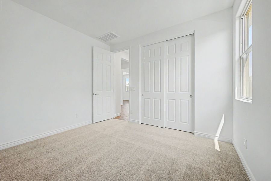 Spacious, unfurnished interior of a new home in Miravida, Surprise (Image 16). Spacious, unfurnished interior of a new home in Miravida, Surprise (Image 16).