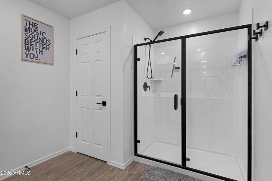 37599 N Cavern Wy-24