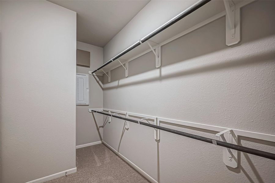 Image 47 of a home in Lago Mar.