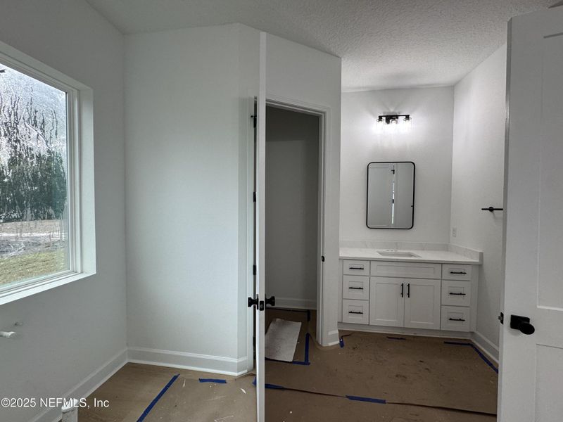 Image 20 of a home in .