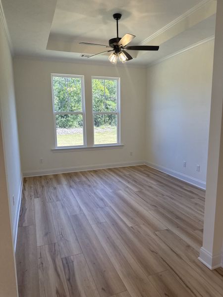 Image 18 of a home in Windsor.