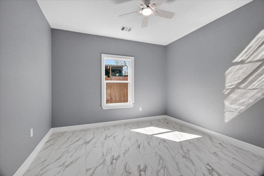 Spacious, unfurnished interior of a new home in , Houston (Image 22).