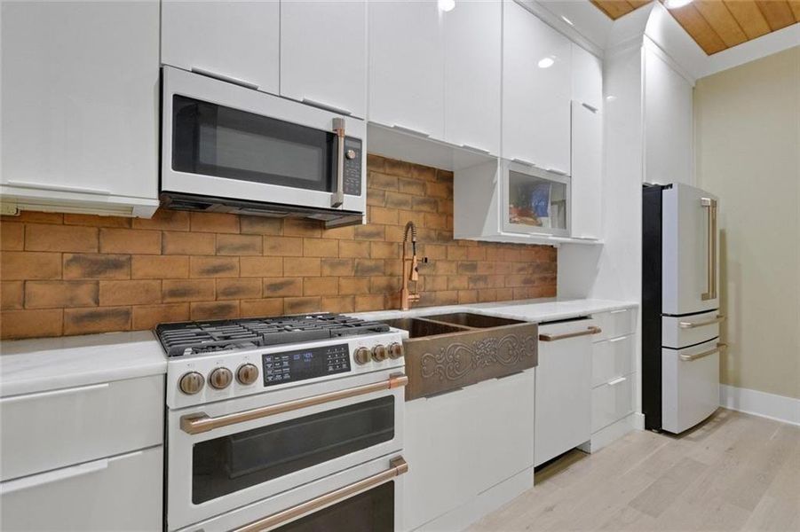 Furnished interior view inside a new home in , Roswell (Image 13).